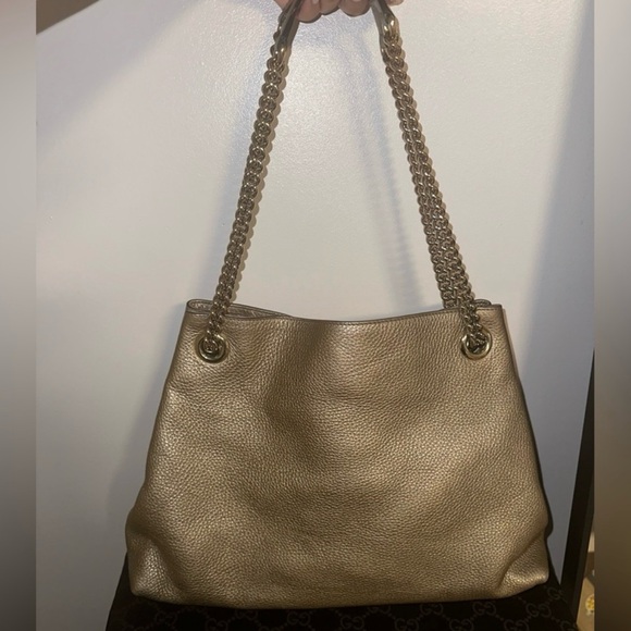 Authentic Gold Gucci SoHo chain shoulder bag - Picture 2 of 13